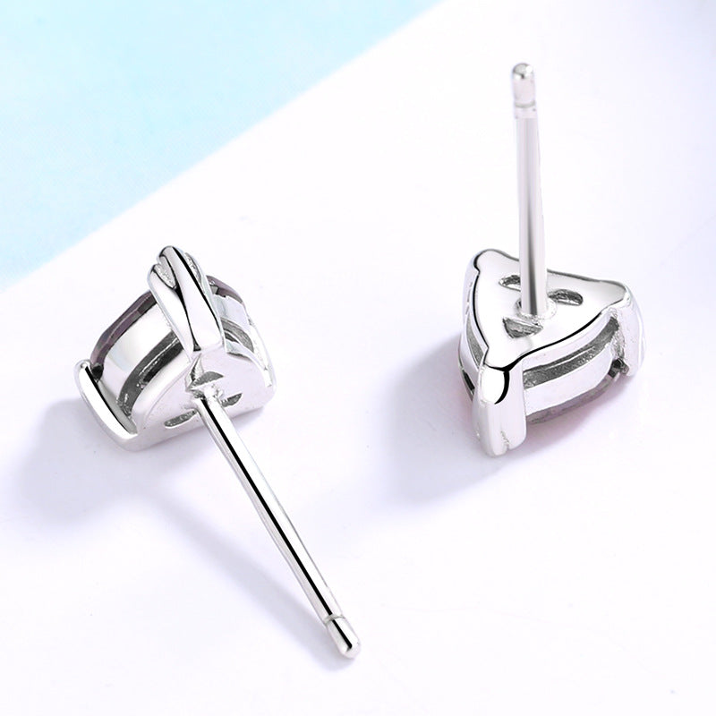 Women's earrings with sparkling heart accents made of high-quality stainless steel All Fashion
