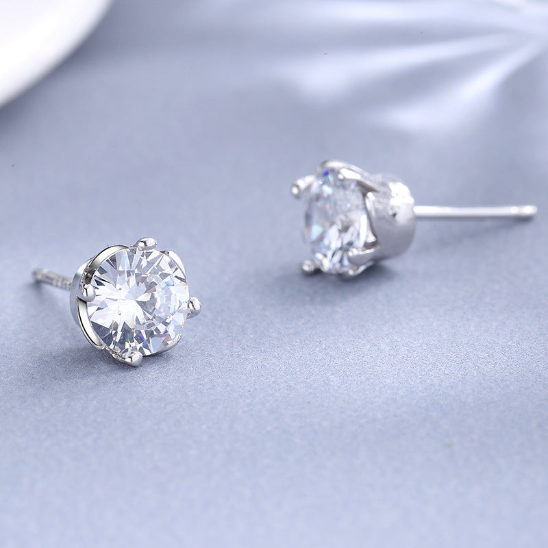 Ladies earrings with sparkling crystals in exquisite wreath design All Fashion