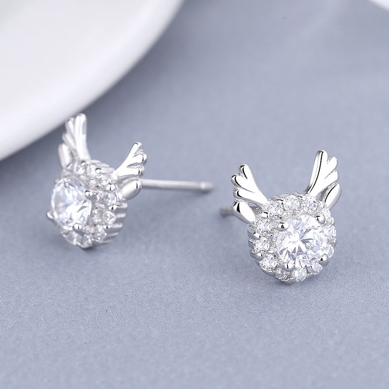 Women's earrings with sparkling crystals and playfully designed wings All Fashion