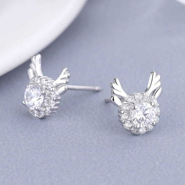 Women's earrings with sparkling crystals and playfully designed wings All Fashion