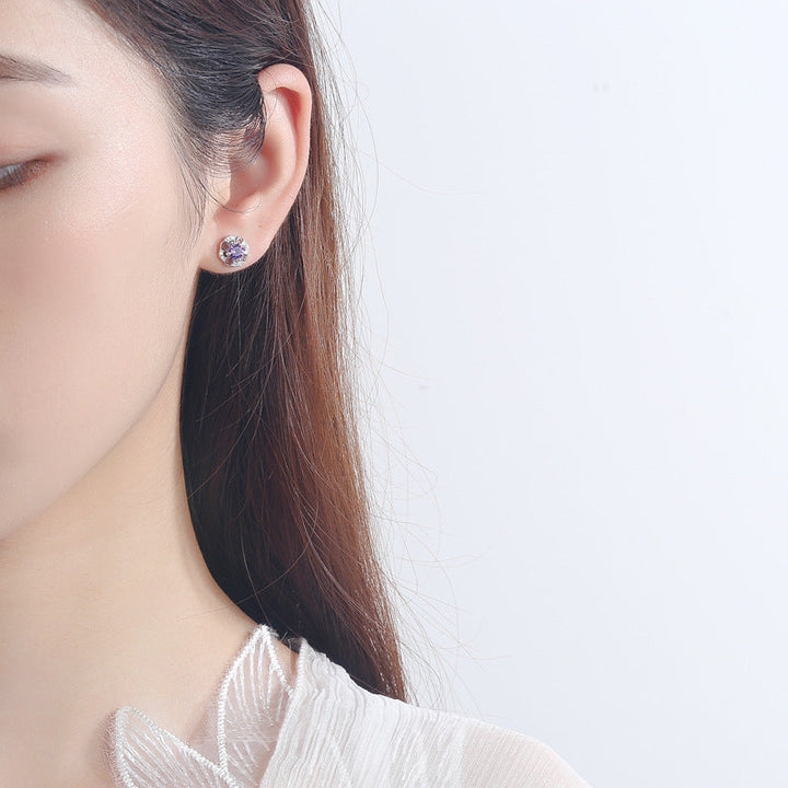 Women's stud earrings with delicate flower design and sparkling crystals All Fashion