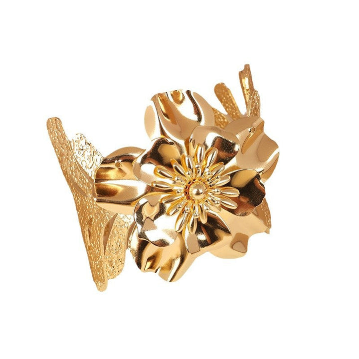 Women's elegant bracelet with artistic floral design All Fashion