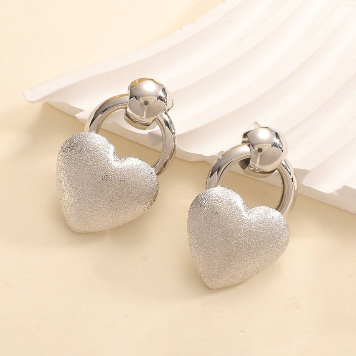Ladies earrings in elegant heart design All Fashion