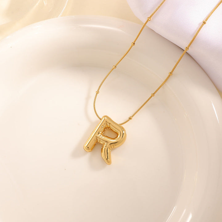 Women's necklace with curved letter pendant All Fashion