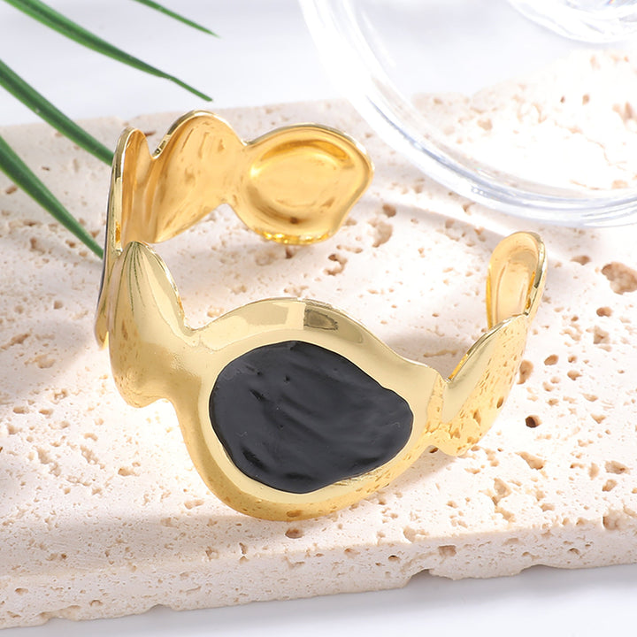 Ladies Open Bangle with Artistic, Curved Design All Fashion