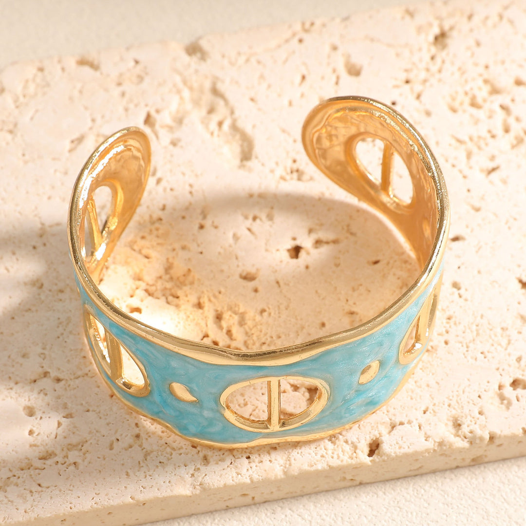 Women Open Cuff Bracelet with Artistic Snake Design All Fashion