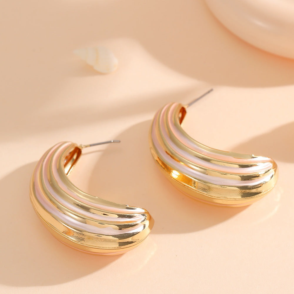 Women Hanging Earrings with Luxurious Gold and Pink Finish All Fashion