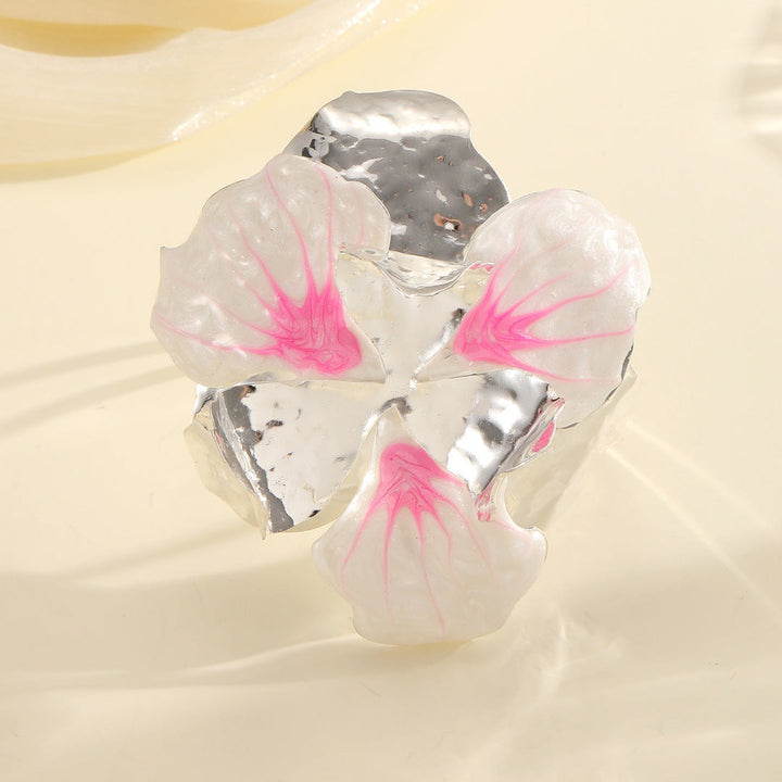 Women's flower-shaped ring made of shiny metal and high-quality epoxy resin All Fashion