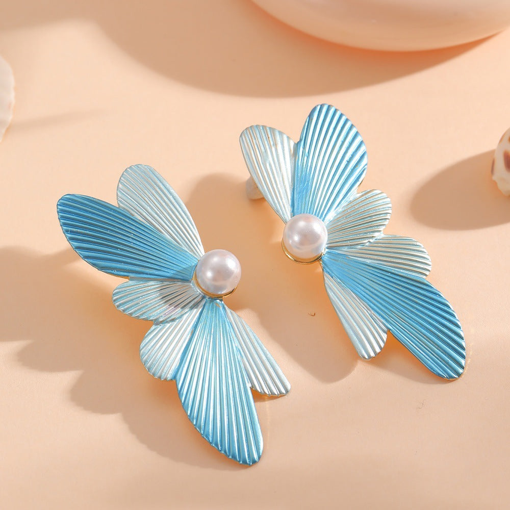 Women's hair clips in elegant butterfly design All Fashion
