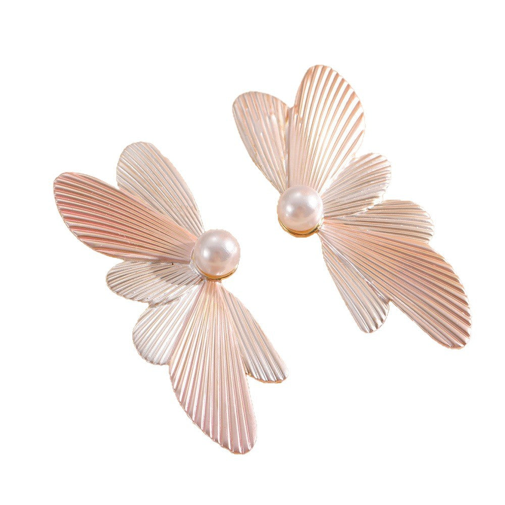 Women's hair clips in elegant butterfly design All Fashion