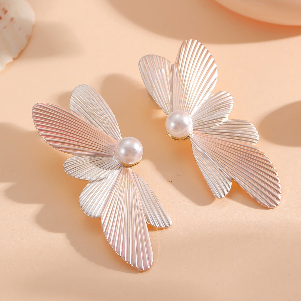 Women's hair clips in elegant butterfly design All Fashion