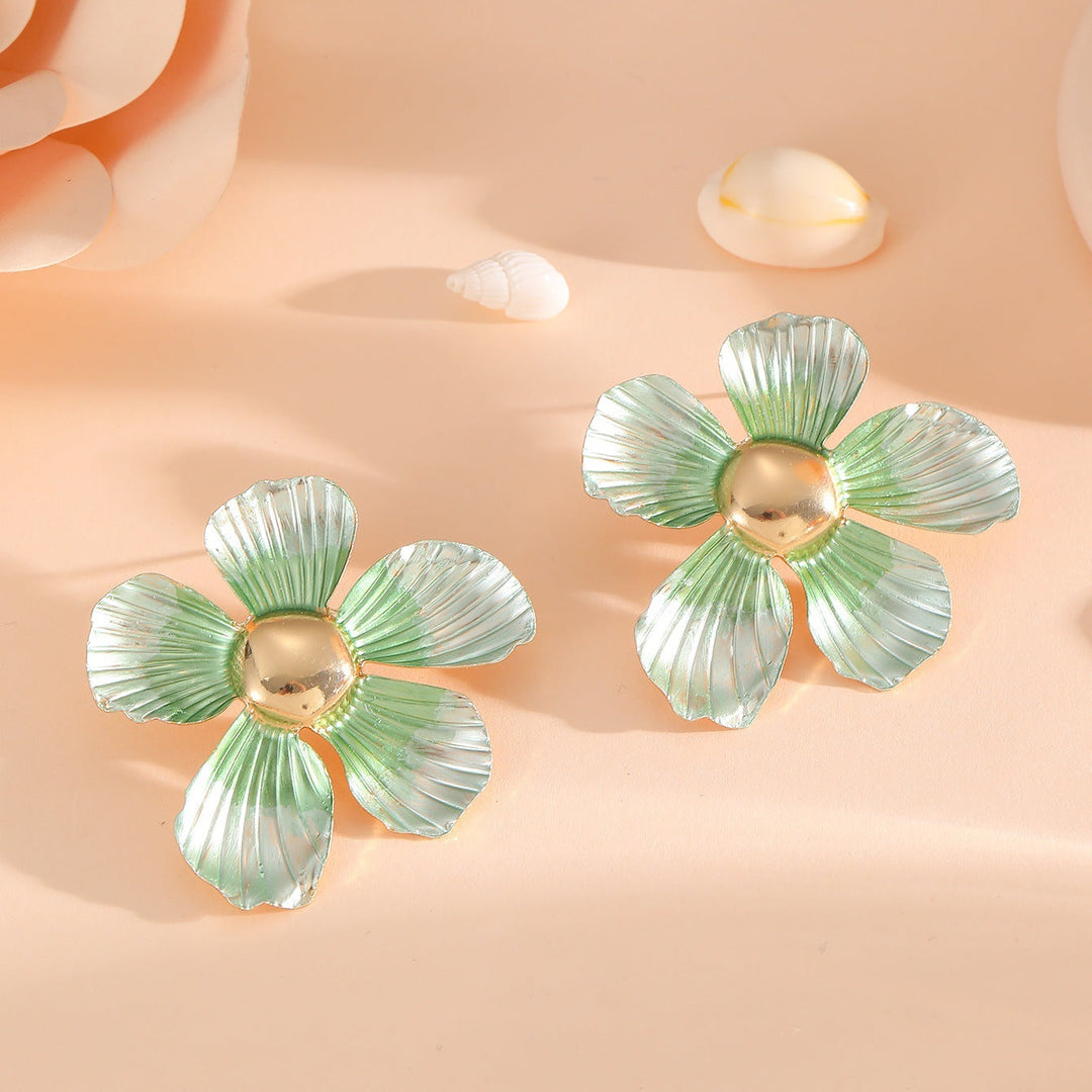 Women's Hair Clips in Artistic Flower Motif All Fashion
