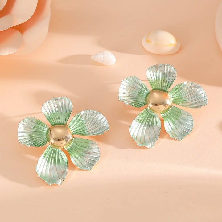 Women's Hair Clips in Artistic Flower Motif All Fashion