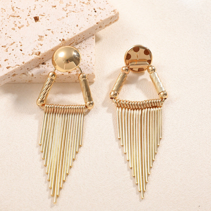 Ladies Hanging Earrings in Artistic Flower Design All Fashion