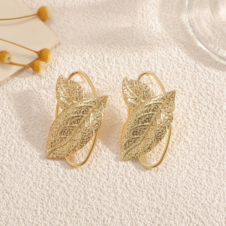 Women’s bracelet with elaborate leaf design All Fashion