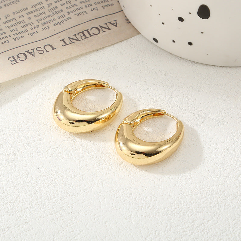 Women's Hoop Earrings with Elegant Curved Design All Fashion