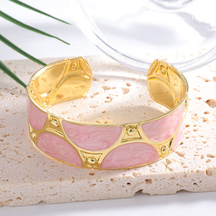 Women's cuff bracelet with artistic design All Fashion