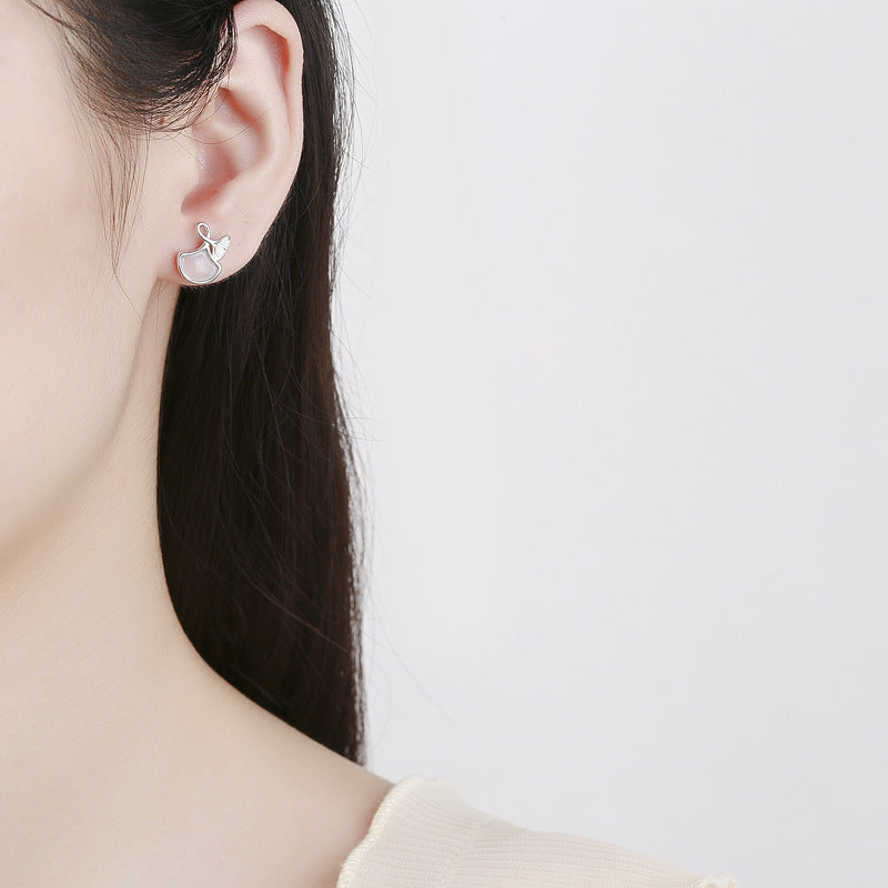 Women's earrings in elegant whale fin design All Fashion