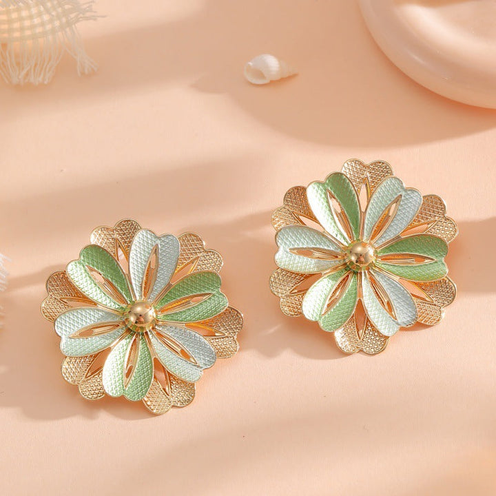 Ladies Hair Clips with Artistic Flower Design All Fashion