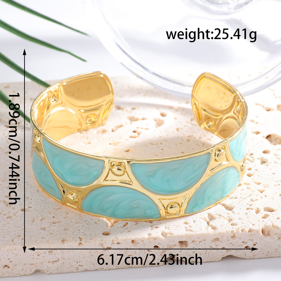 Women's cuff bracelet with artistic design All Fashion
