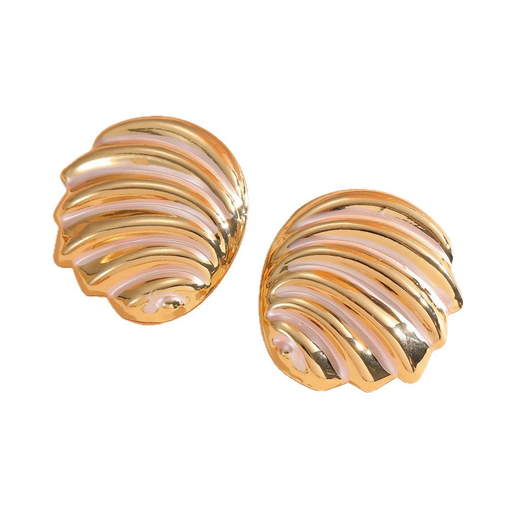 Women's ear clips in maritime shell design All Fashion
