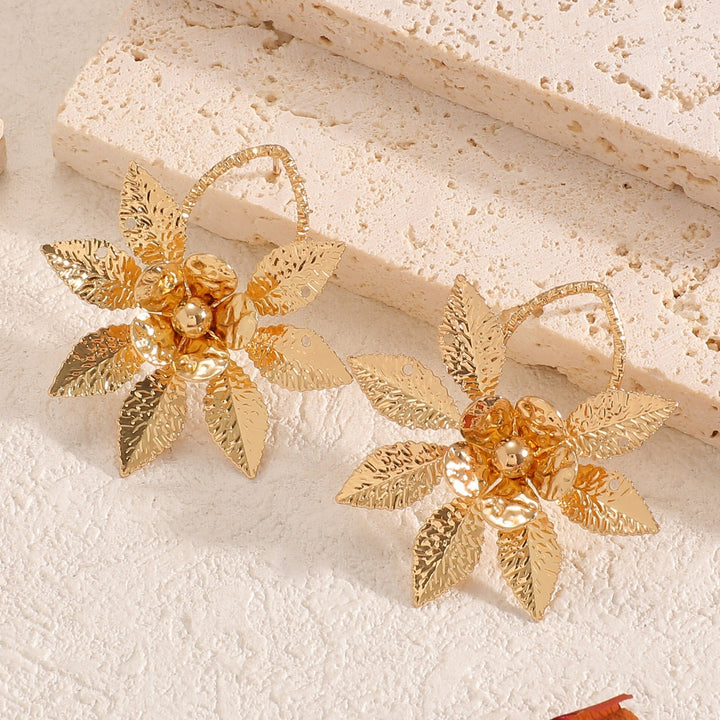 Women's hair clips in luxurious leaf design All Fashion