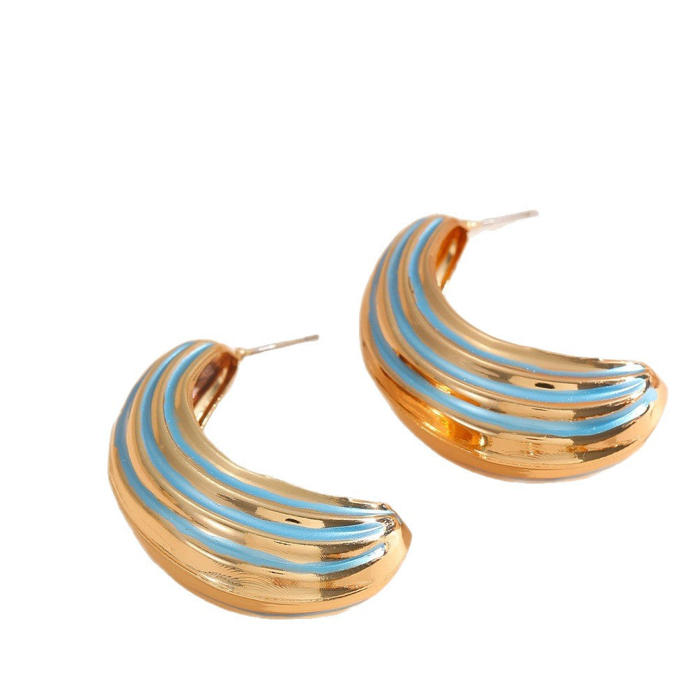 Women Hanging Earrings with Luxurious Gold and Pink Finish All Fashion