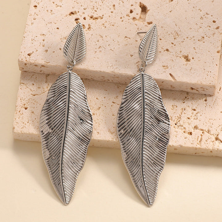 Women's Hanging Earrings in Elegant Leaf Design All Fashion