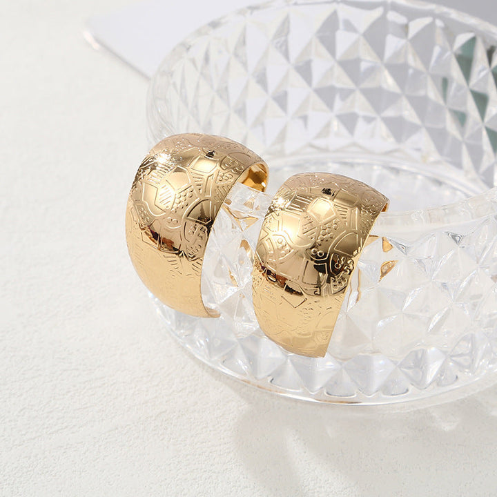 Women High-Quality Bracelets with Artistic Pattern All Fashion