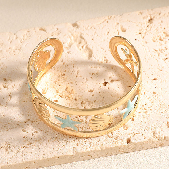 Ladies bracelet with intricate starfish design All Fashion