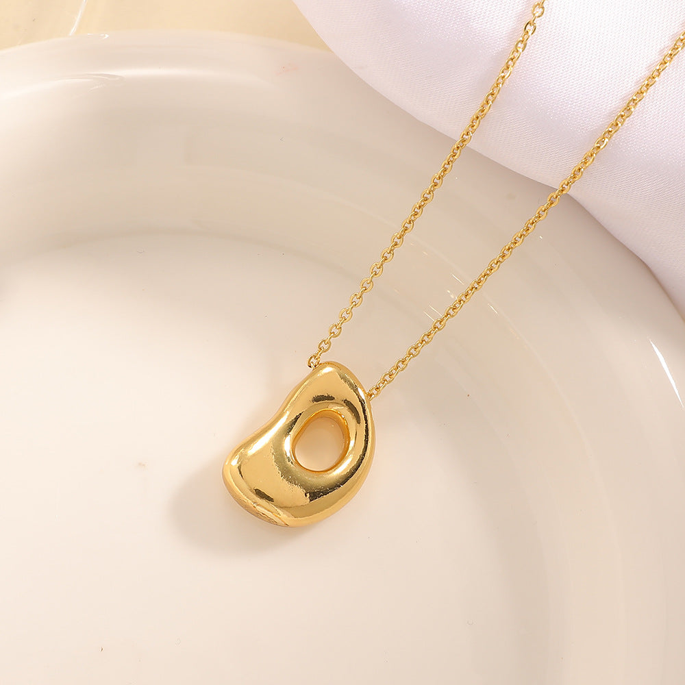 Women's necklace with curved letter pendant All Fashion
