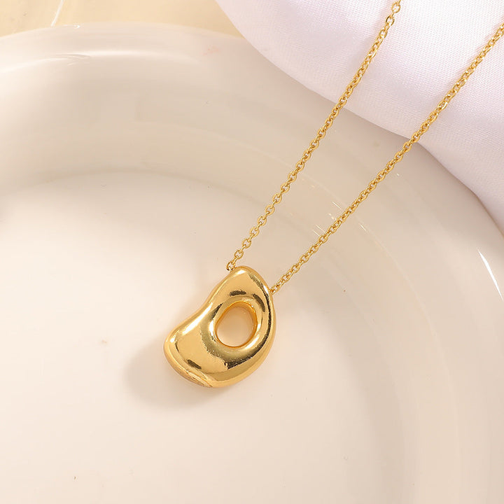Women's necklace with curved letter pendant All Fashion