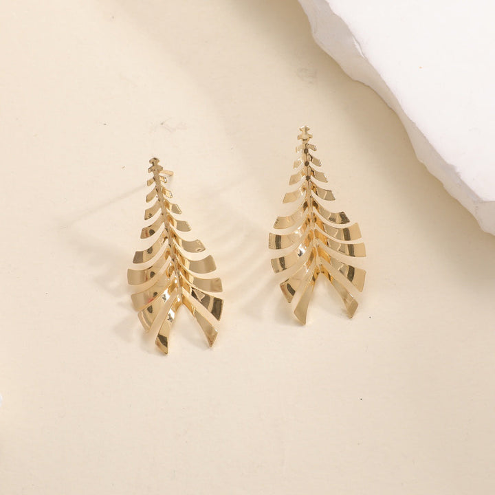 Women Hanging Earrings in Elegant Leaf Design All Fashion