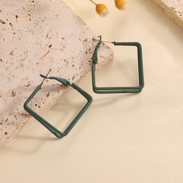 Women Geometric Earrings made of high-quality metal All Fashion
