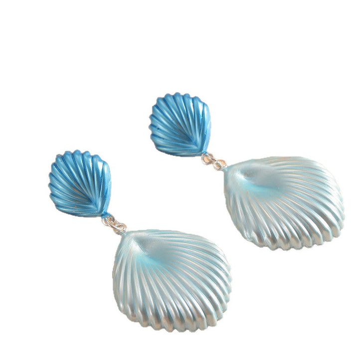 Ladies Hanging Earrings in Elegant Shell Design All Fashion