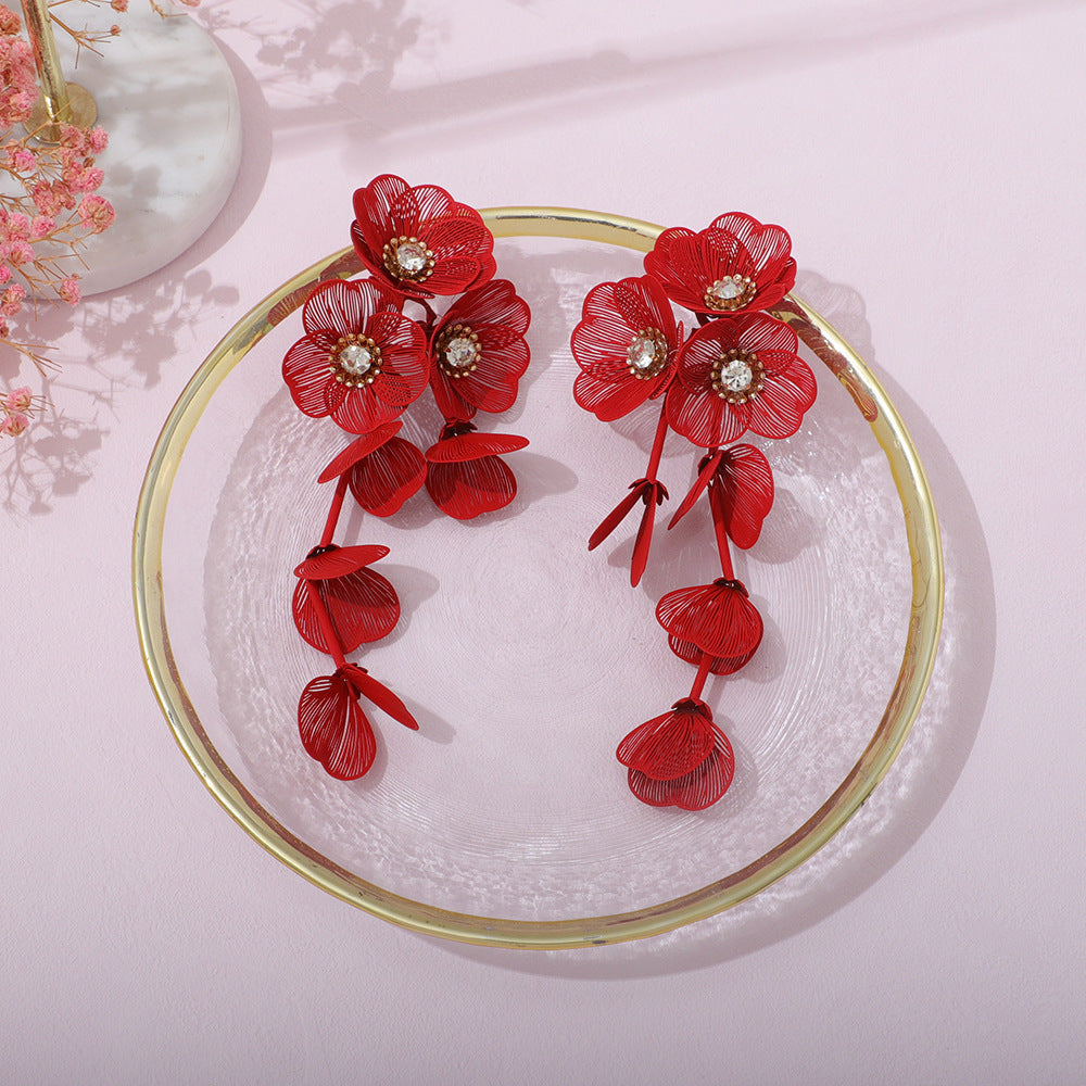 Ladies' earrings in elegant floral design All Fashion