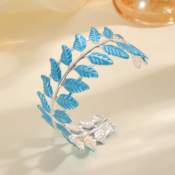 Ladies bracelet in elegant leaf design All Fashion