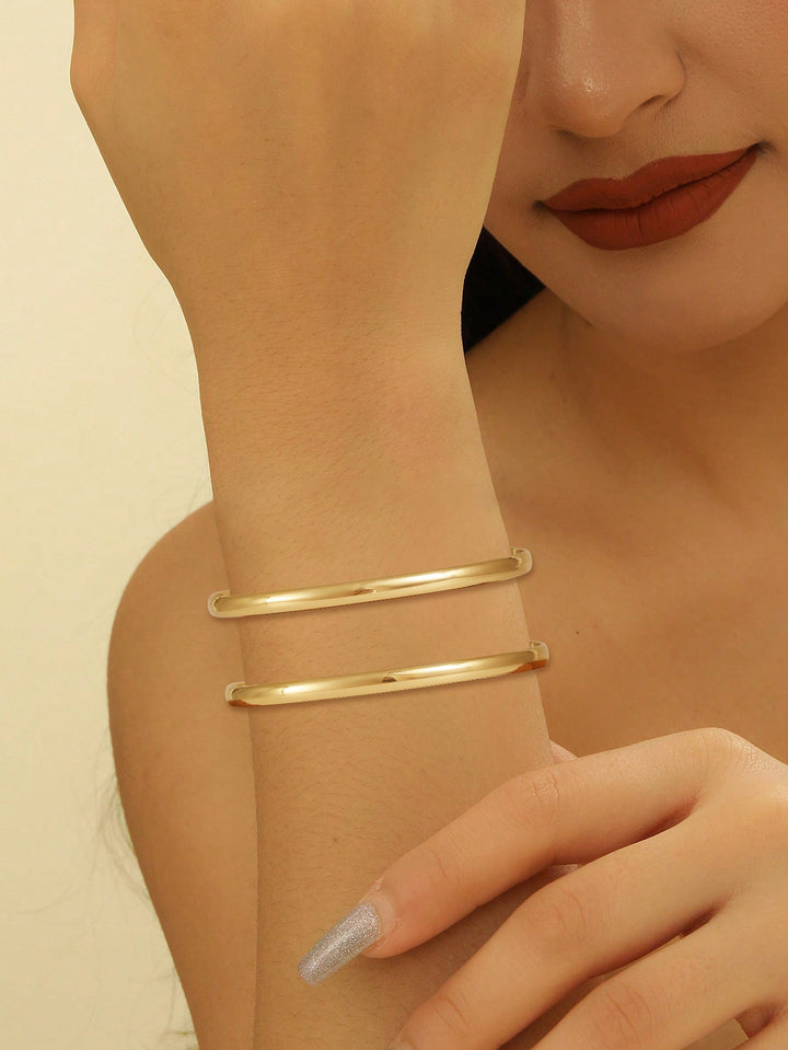 Ladies' bangle with elegant curved design All Fashion