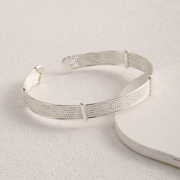 Ladies Open Bangle with Elegant Structure Design All Fashion