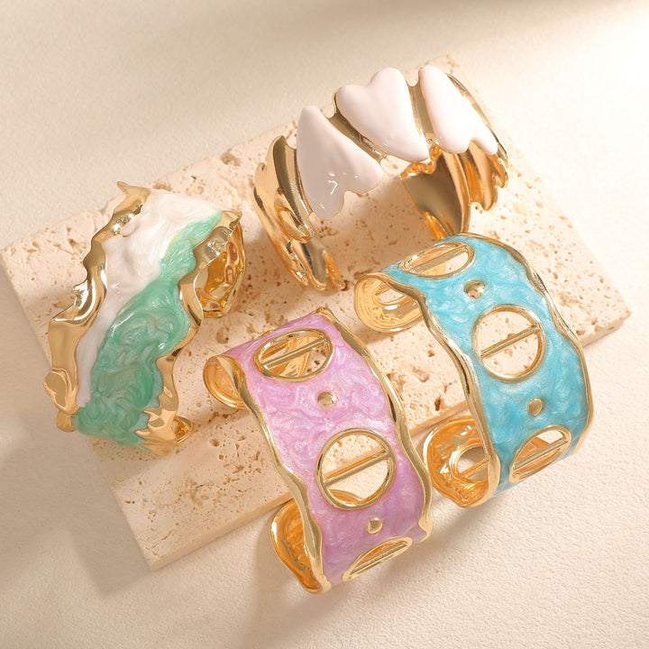 Women Open Cuff Bracelet with Artistic Snake Design All Fashion