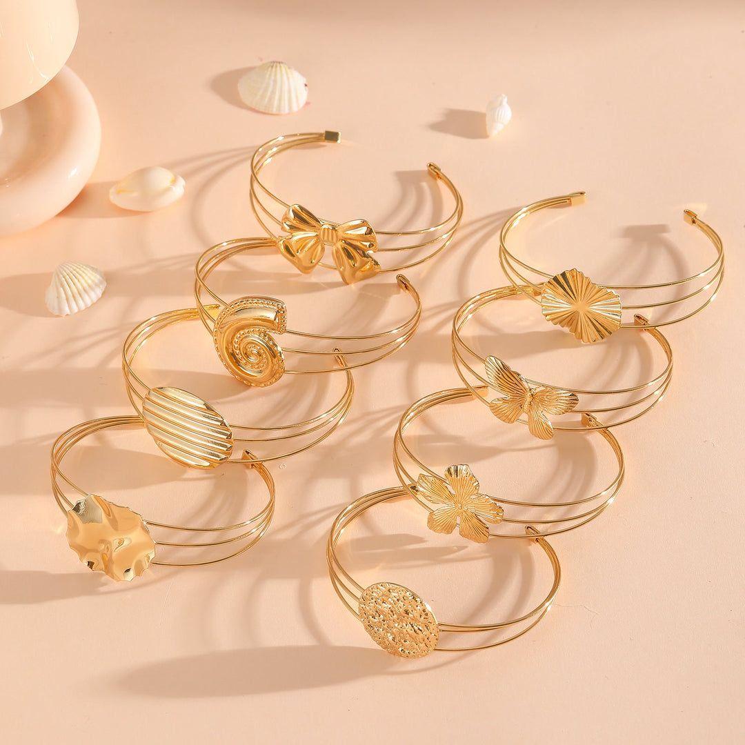 Women's bracelet with intricate bow design All Fashion