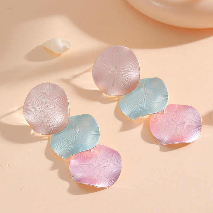 Women's hair clips in playful flower design All Fashion