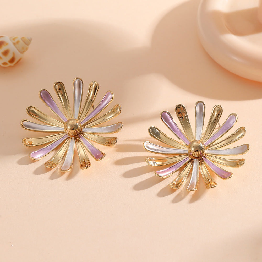 Women’s Flower Earrings in Modern 3D Design All Fashion