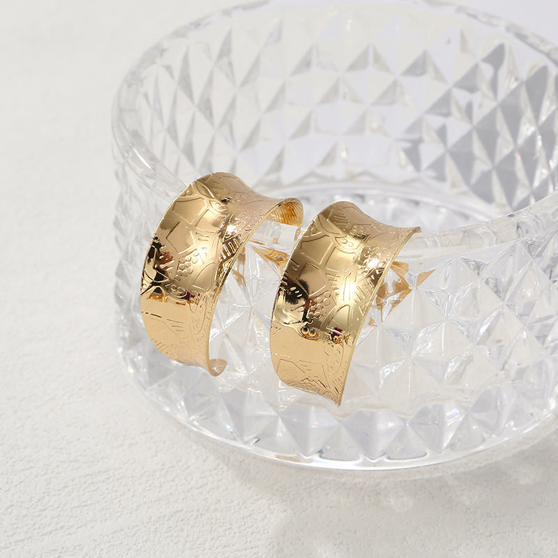 Women's hoops with elegant, modern design All Fashion