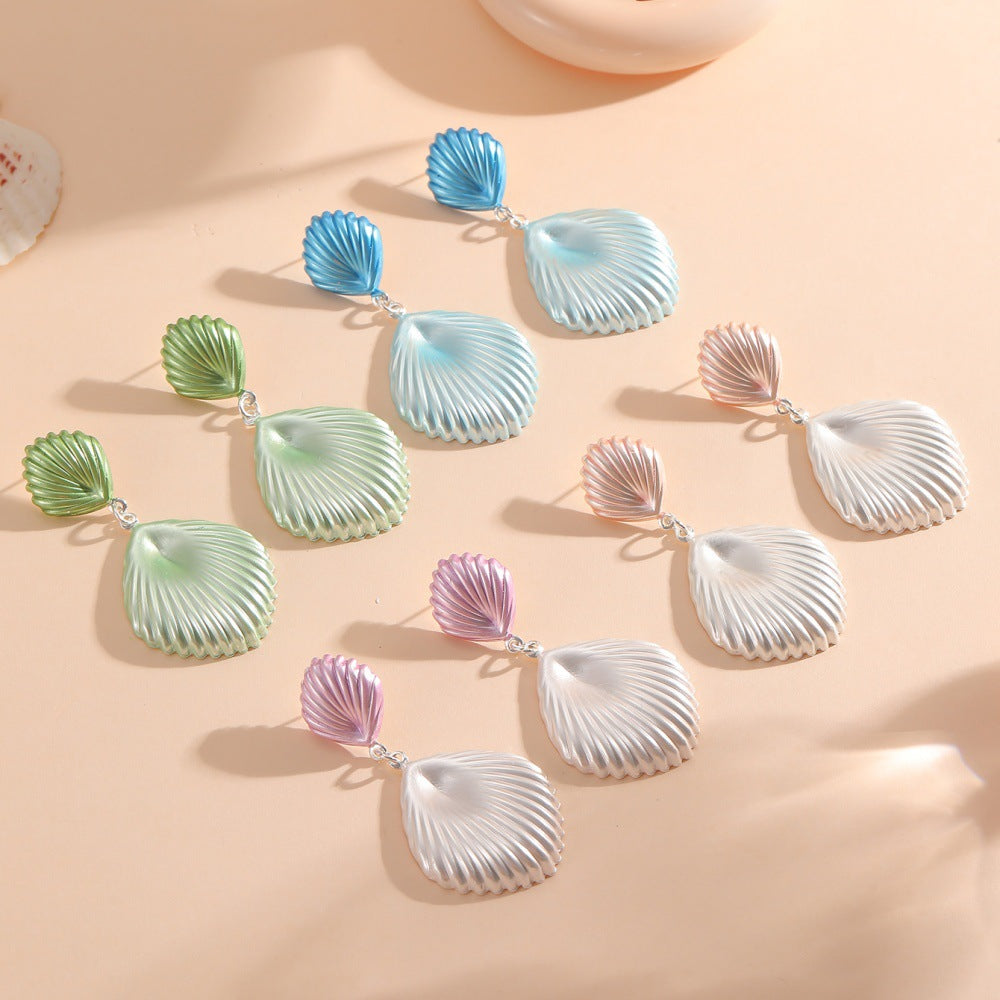 Ladies Hanging Earrings in Elegant Shell Design All Fashion