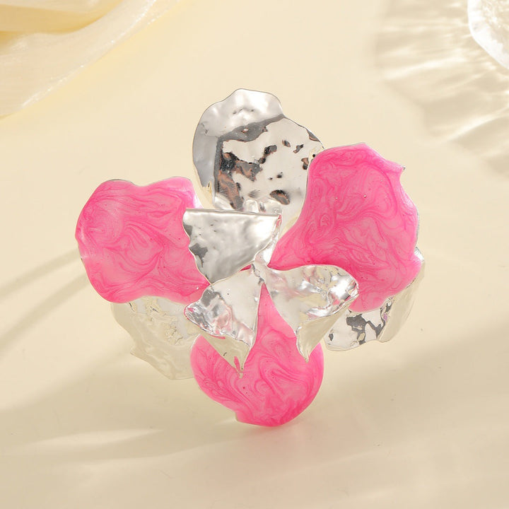 Women's flower-shaped ring made of shiny metal and high-quality epoxy resin All Fashion