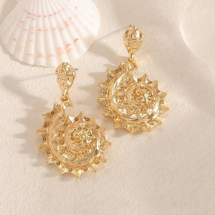 Ladies earrings in shell design All Fashion