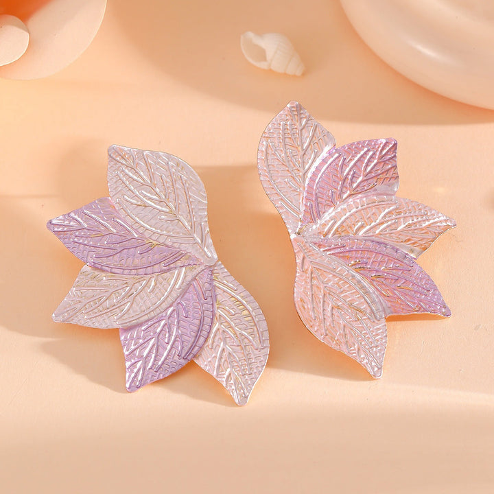 Women’s hair accessory with elaborate leaf design All Fashion