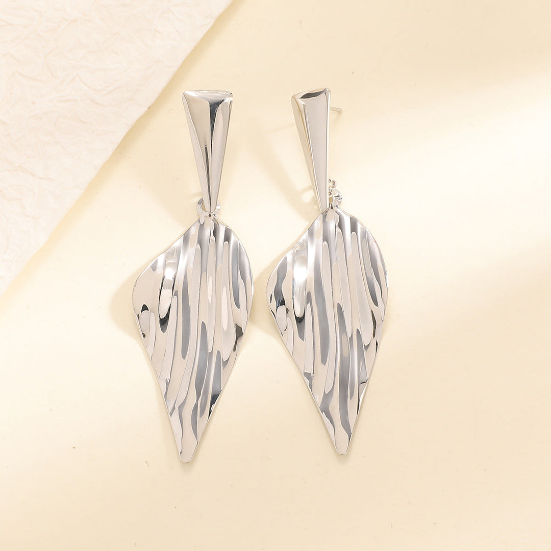 Women's Hanging Earrings in Stylish Leaf Design All Fashion