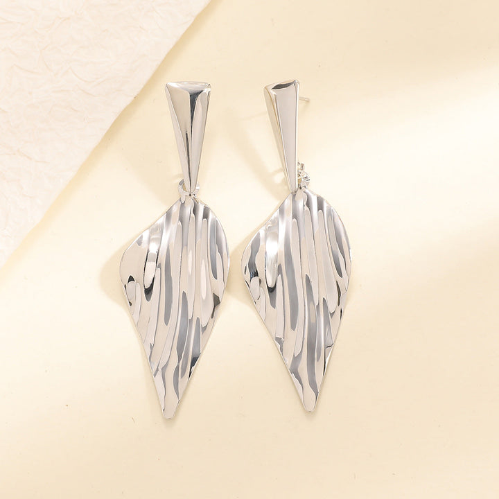 Women's Hanging Earrings in Stylish Leaf Design All Fashion